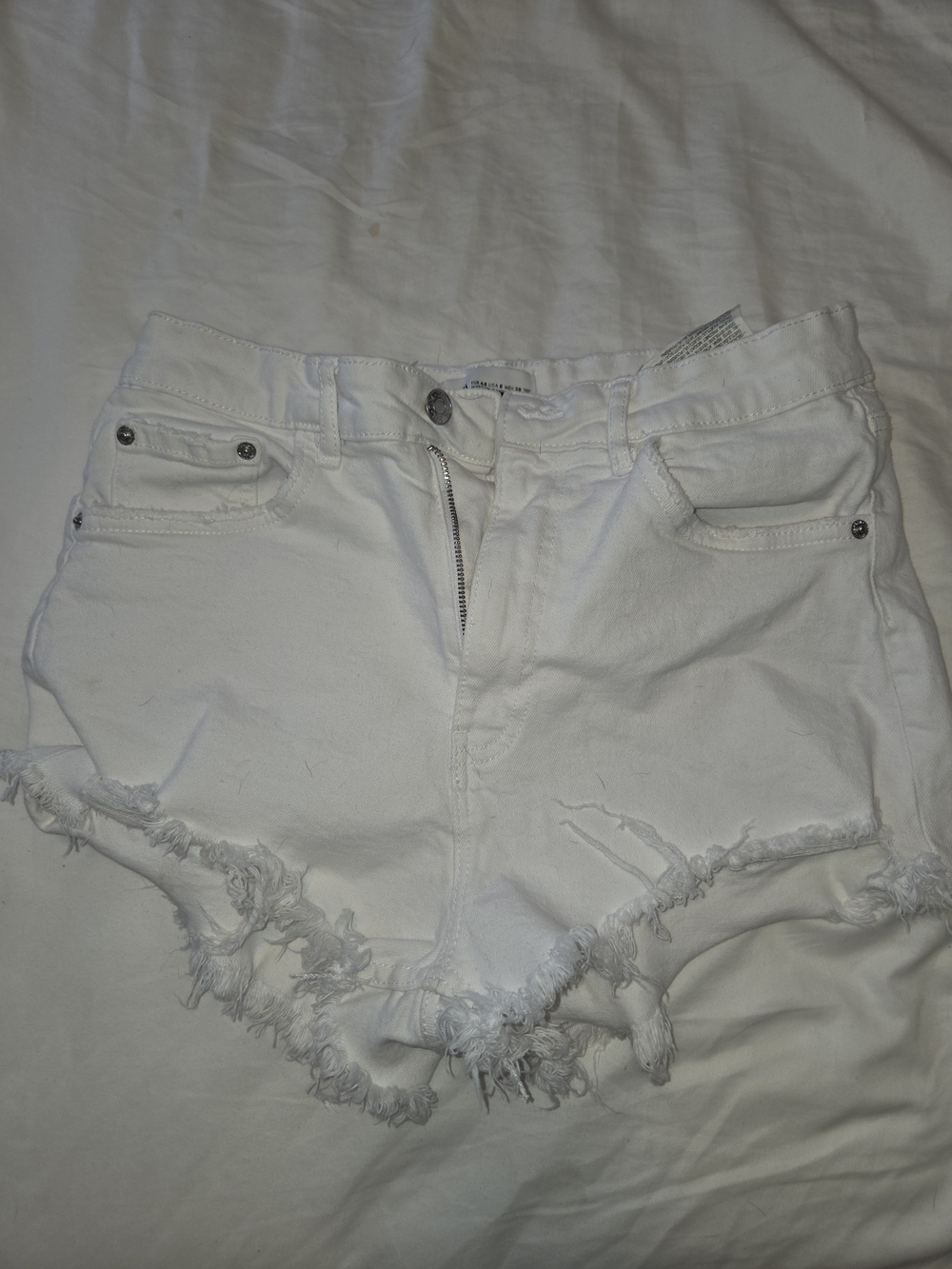 Zara White Distressed Frayed Hem Denim Shorts